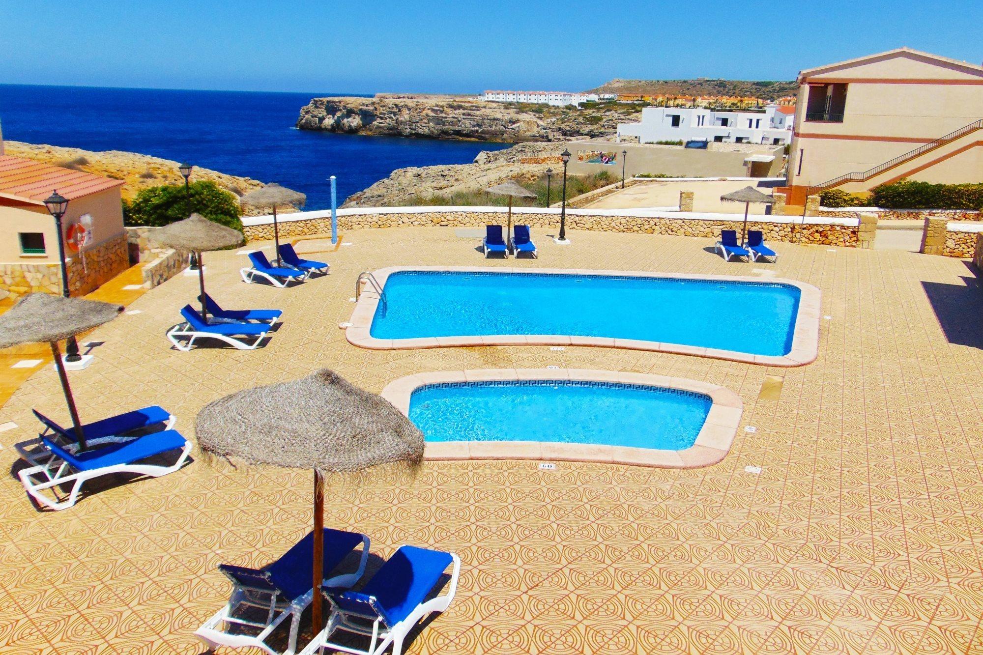 Apartamentos Moon Dreams Cabo De Banos كالا إن بلانيس المظهر الخارجي الصورة