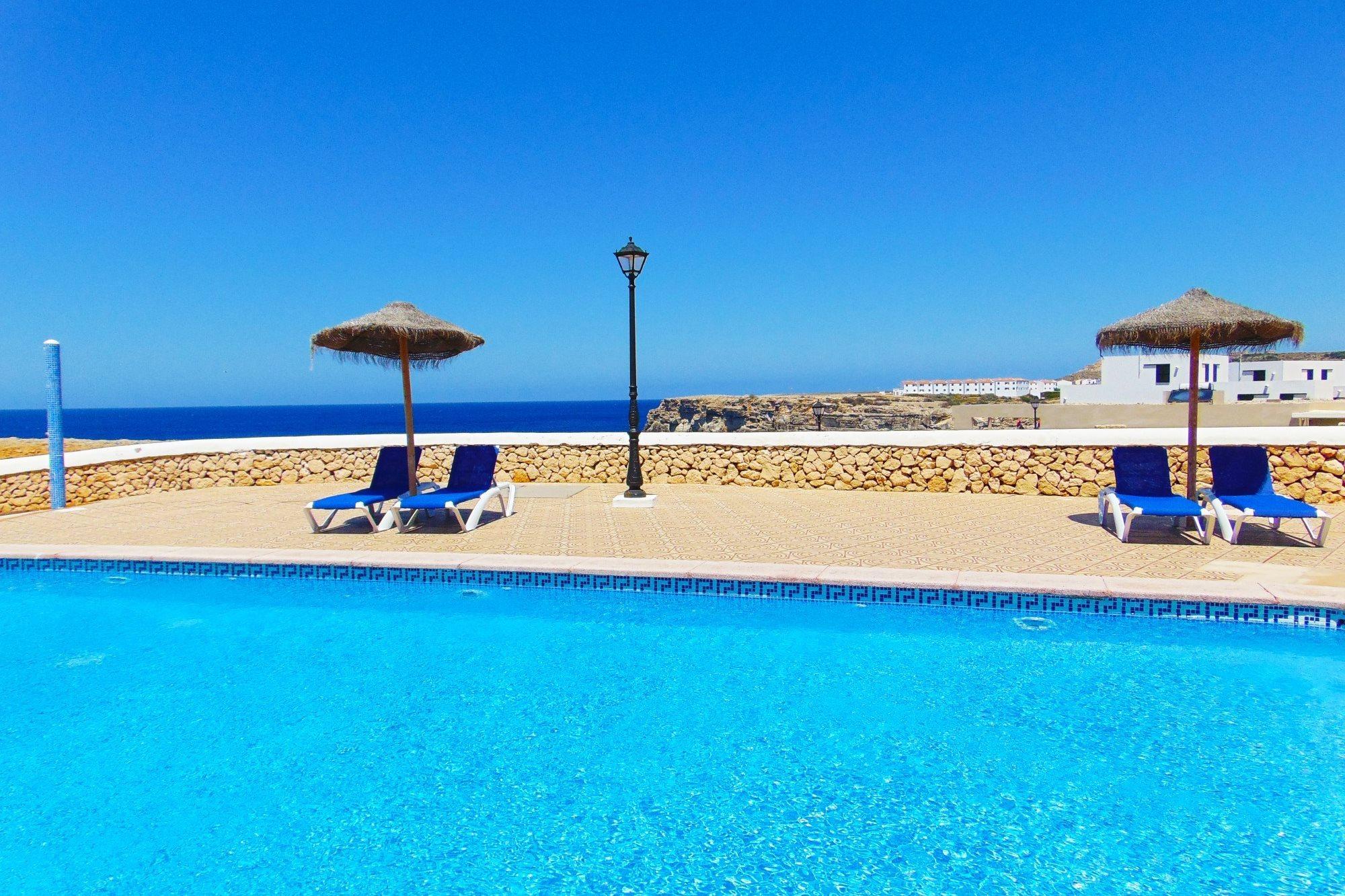 Apartamentos Moon Dreams Cabo De Banos كالا إن بلانيس المظهر الخارجي الصورة