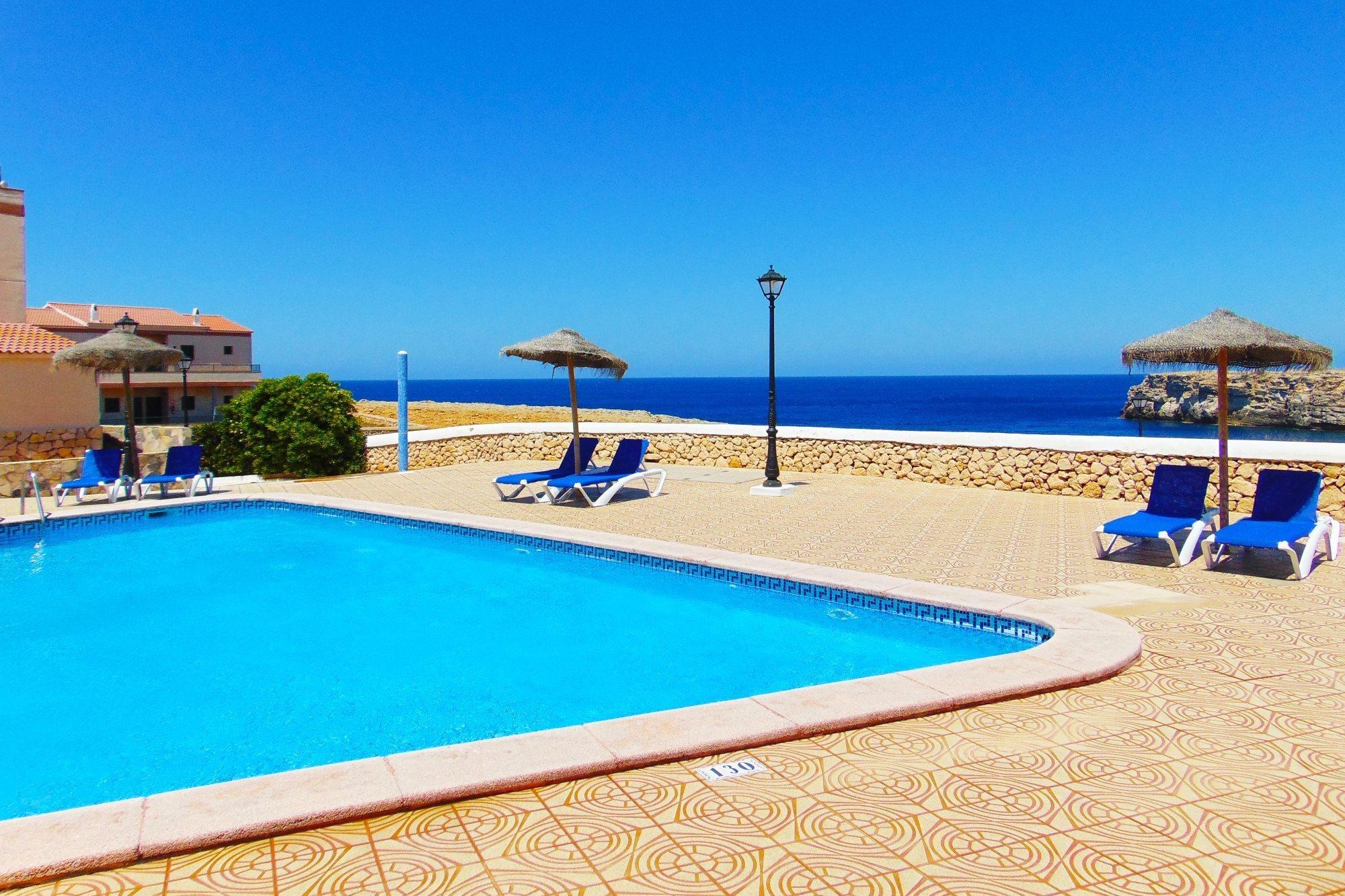 Apartamentos Moon Dreams Cabo De Banos كالا إن بلانيس المظهر الخارجي الصورة
