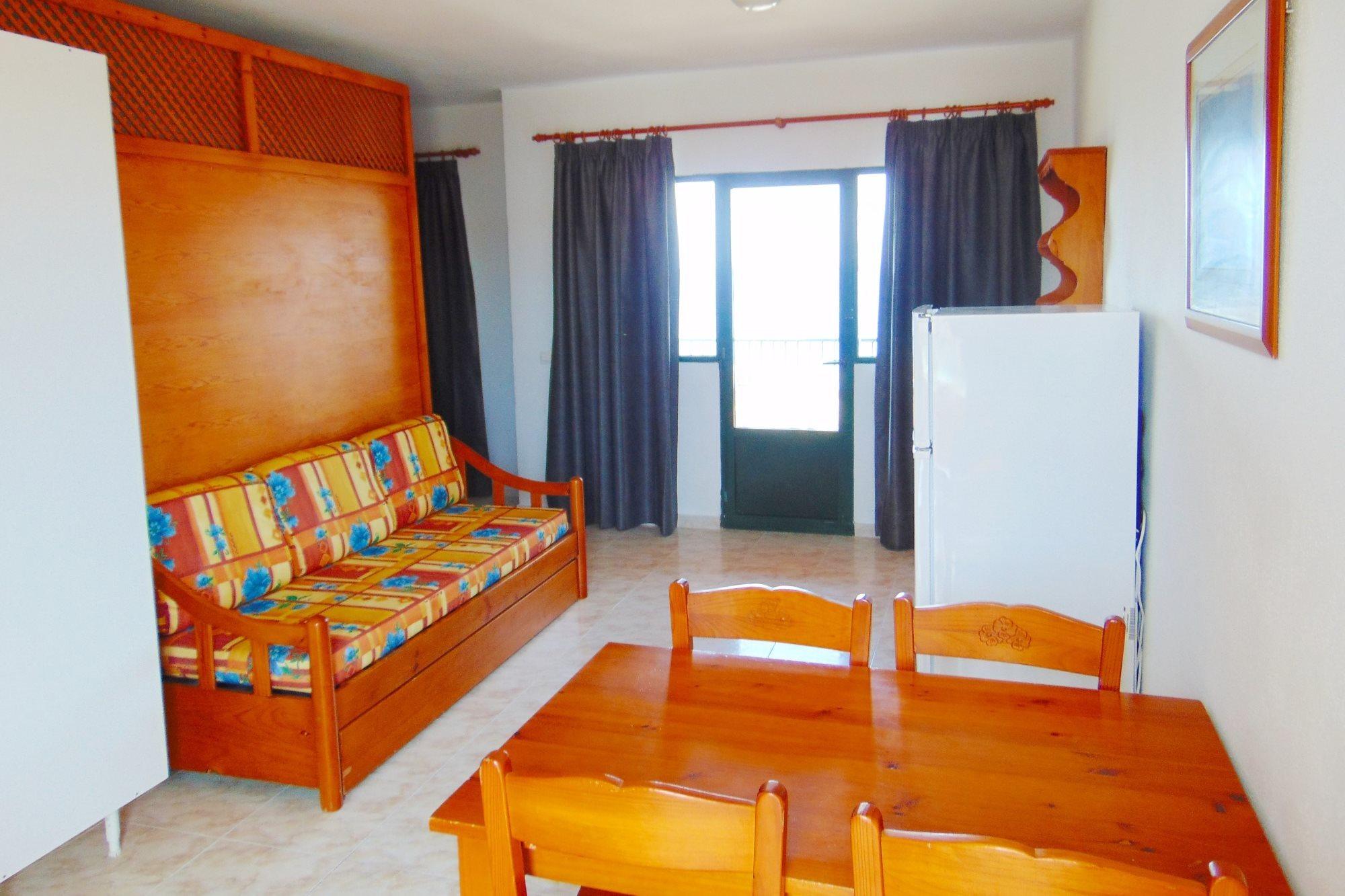 Apartamentos Moon Dreams Cabo De Banos كالا إن بلانيس المظهر الخارجي الصورة
