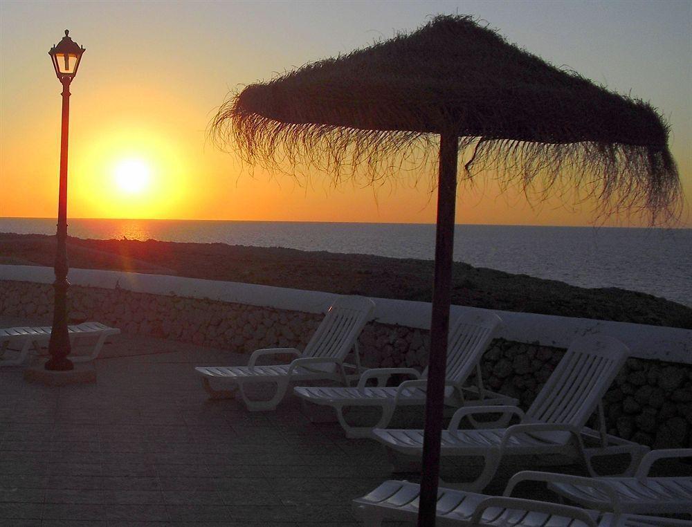 Apartamentos Moon Dreams Cabo De Banos كالا إن بلانيس المظهر الخارجي الصورة