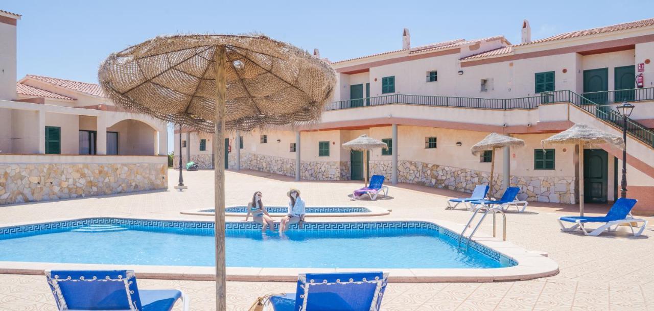 Apartamentos Moon Dreams Cabo De Banos كالا إن بلانيس المظهر الخارجي الصورة