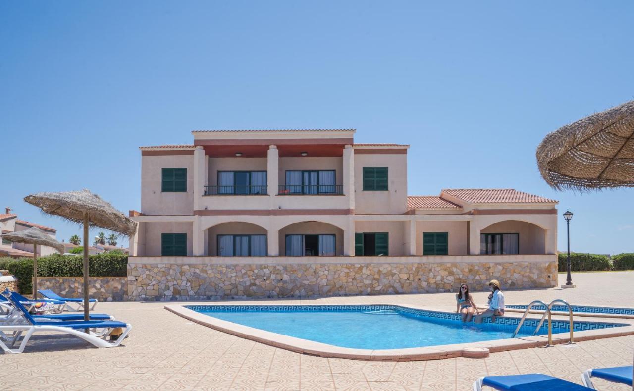 Apartamentos Moon Dreams Cabo De Banos كالا إن بلانيس المظهر الخارجي الصورة