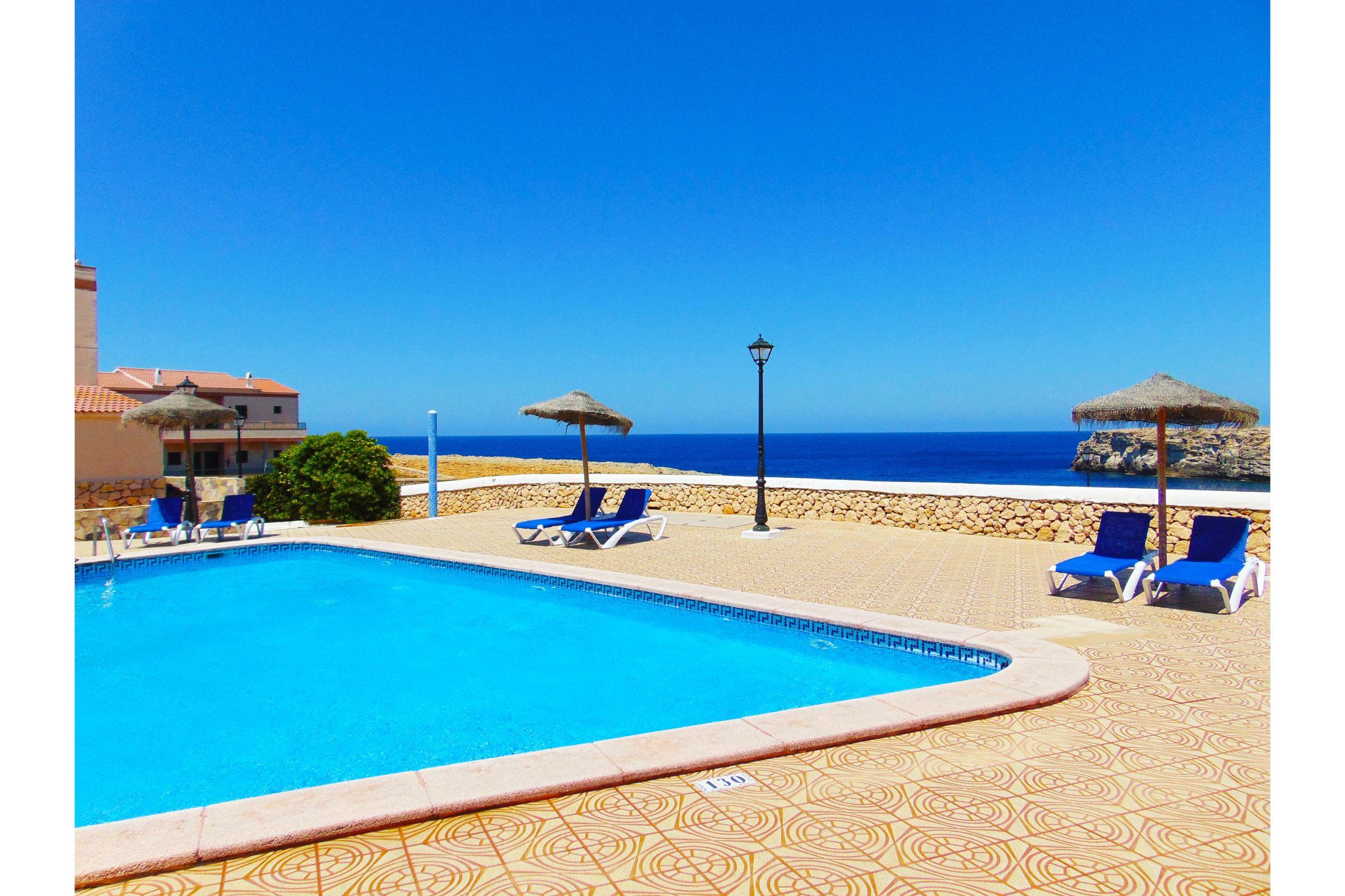 Apartamentos Moon Dreams Cabo De Banos كالا إن بلانيس المظهر الخارجي الصورة