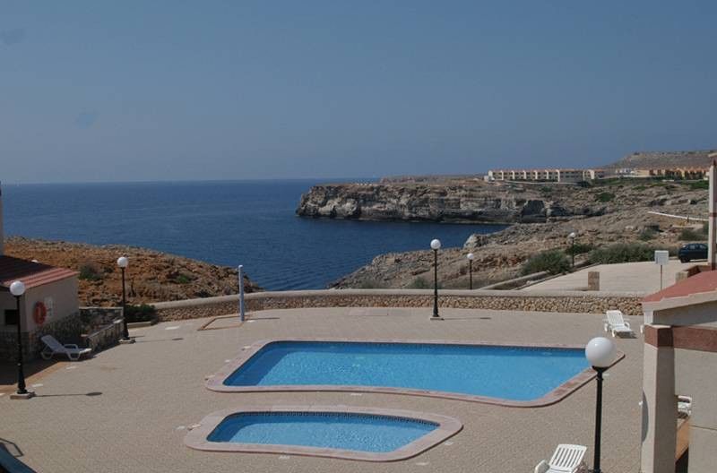 Apartamentos Moon Dreams Cabo De Banos كالا إن بلانيس المظهر الخارجي الصورة